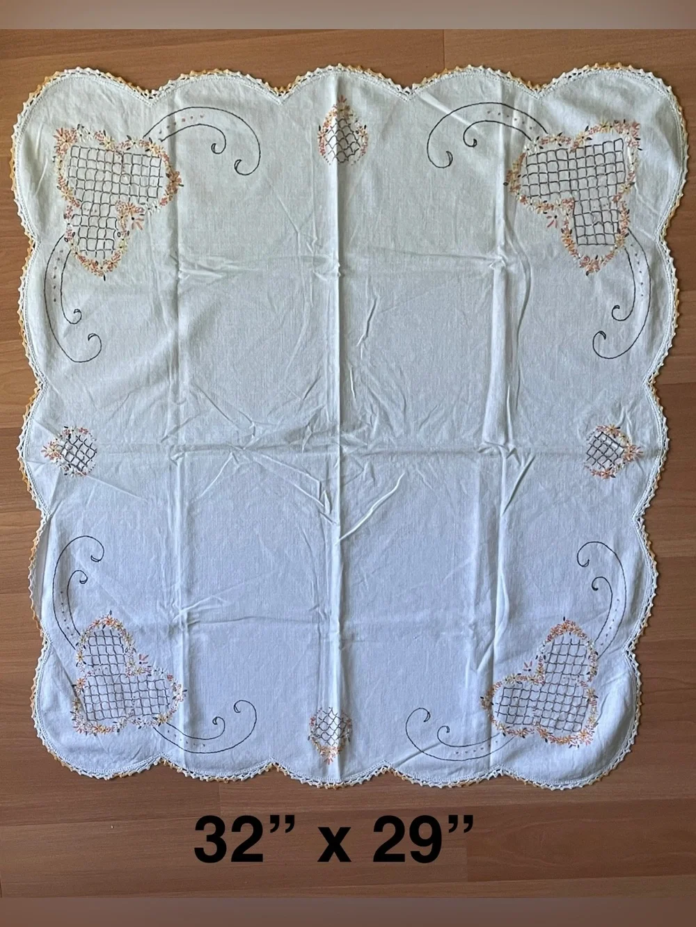 Vintage tablecloth with hand embroidery & crocheted edging